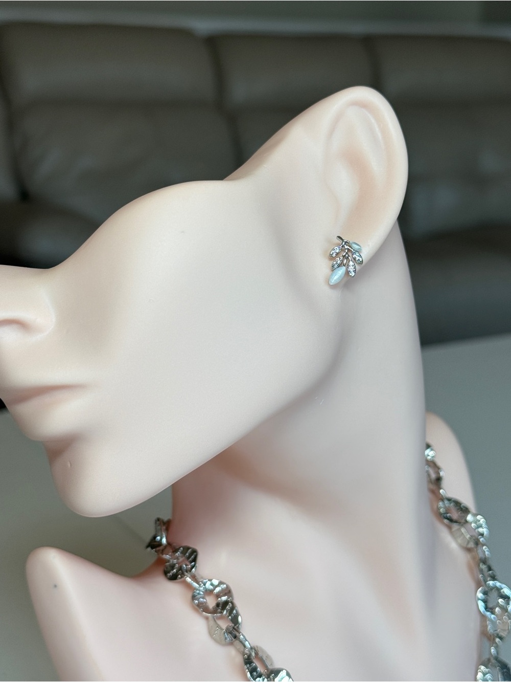 Classic Silver Leaf Cluster Stud Earrings in White